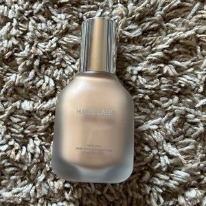 Haus Labs Foundation Shade 210